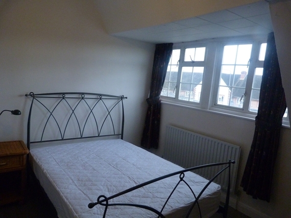 1 Bedroom Flat Share